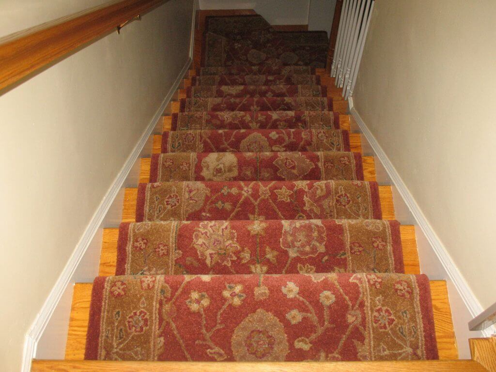 who installs stair runners